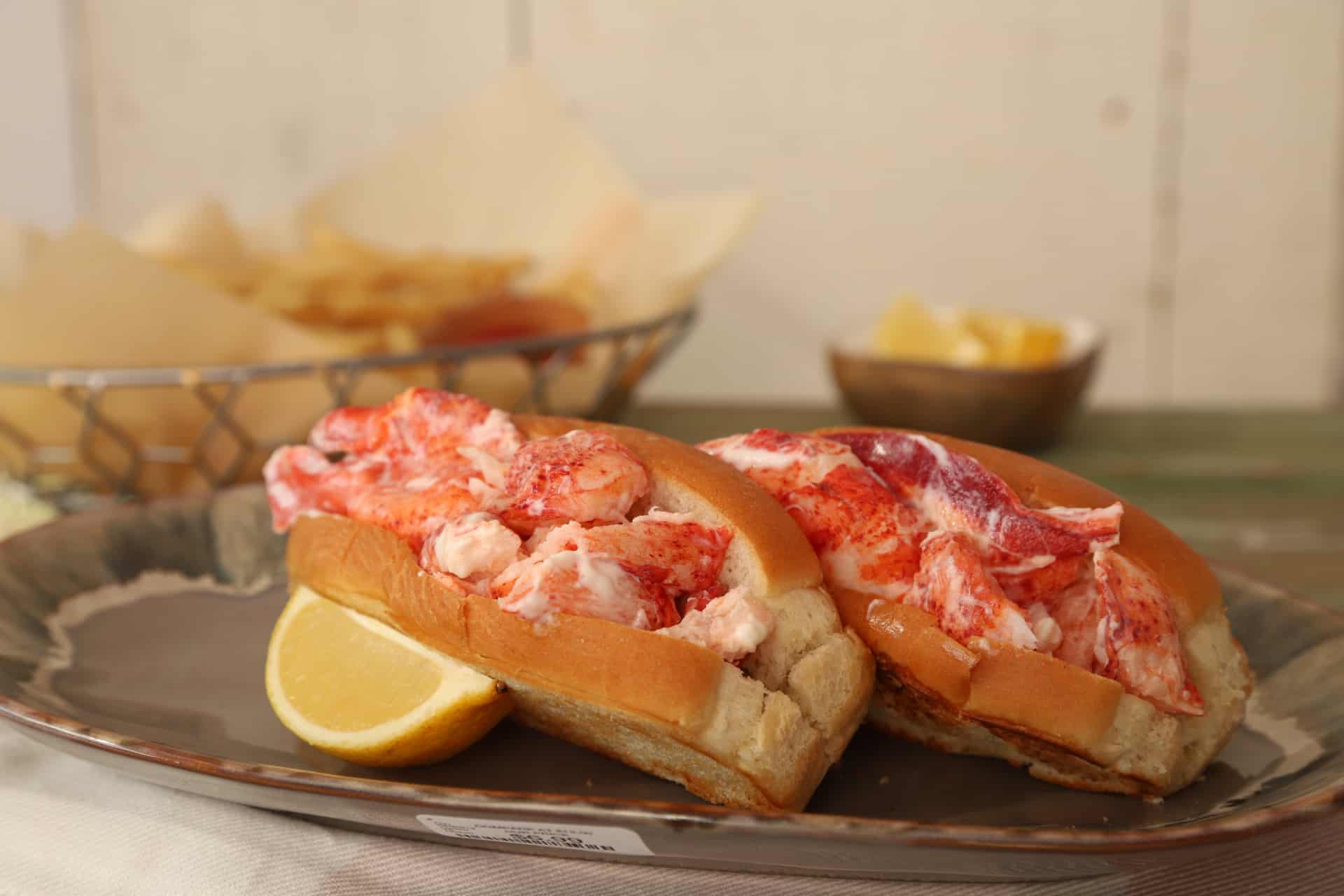 Homemade Lobster Rolls: Essential Tips for Perfect Flavor & Texture